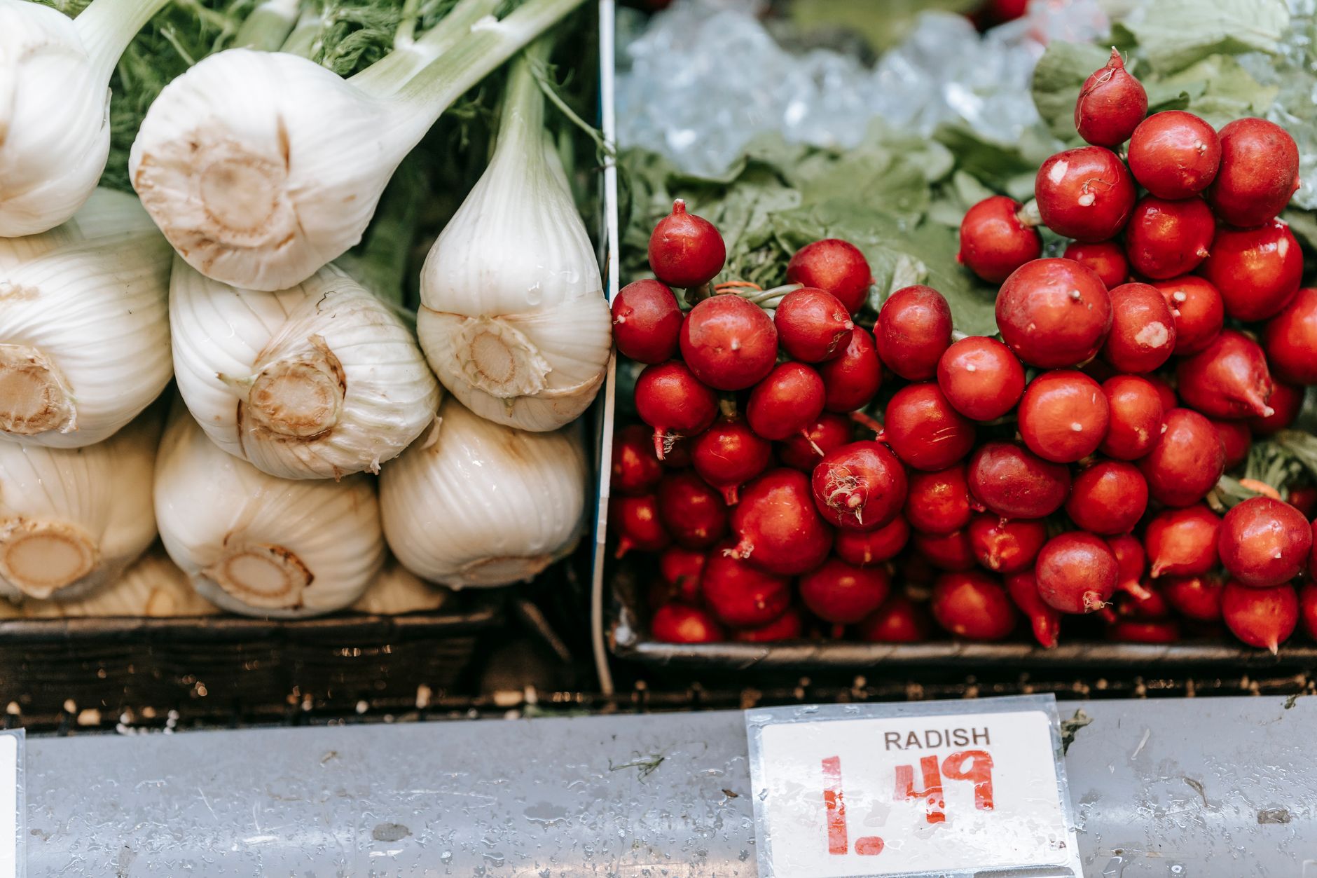 organic produce in grocery store